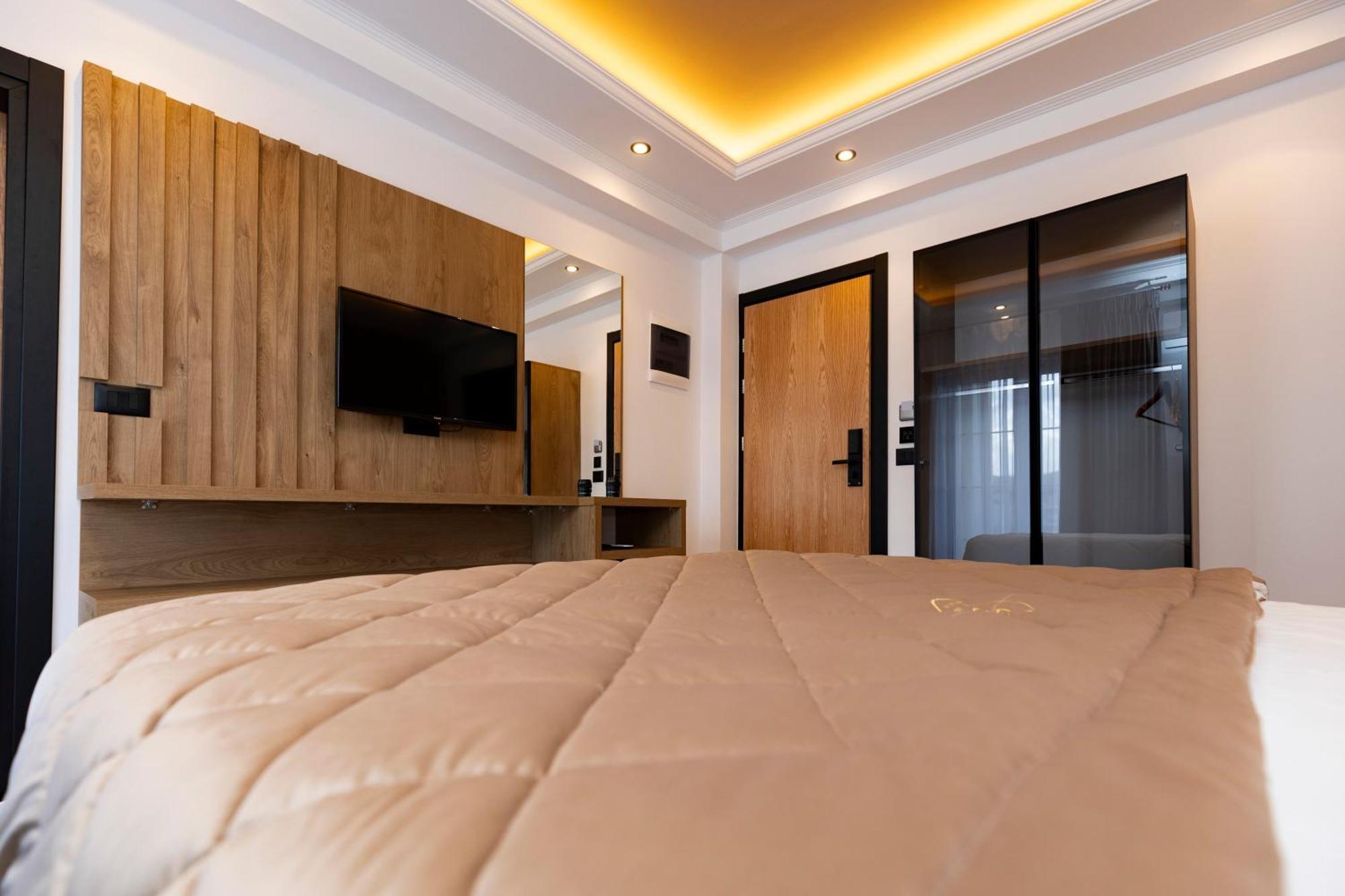Hotel Joni 4*