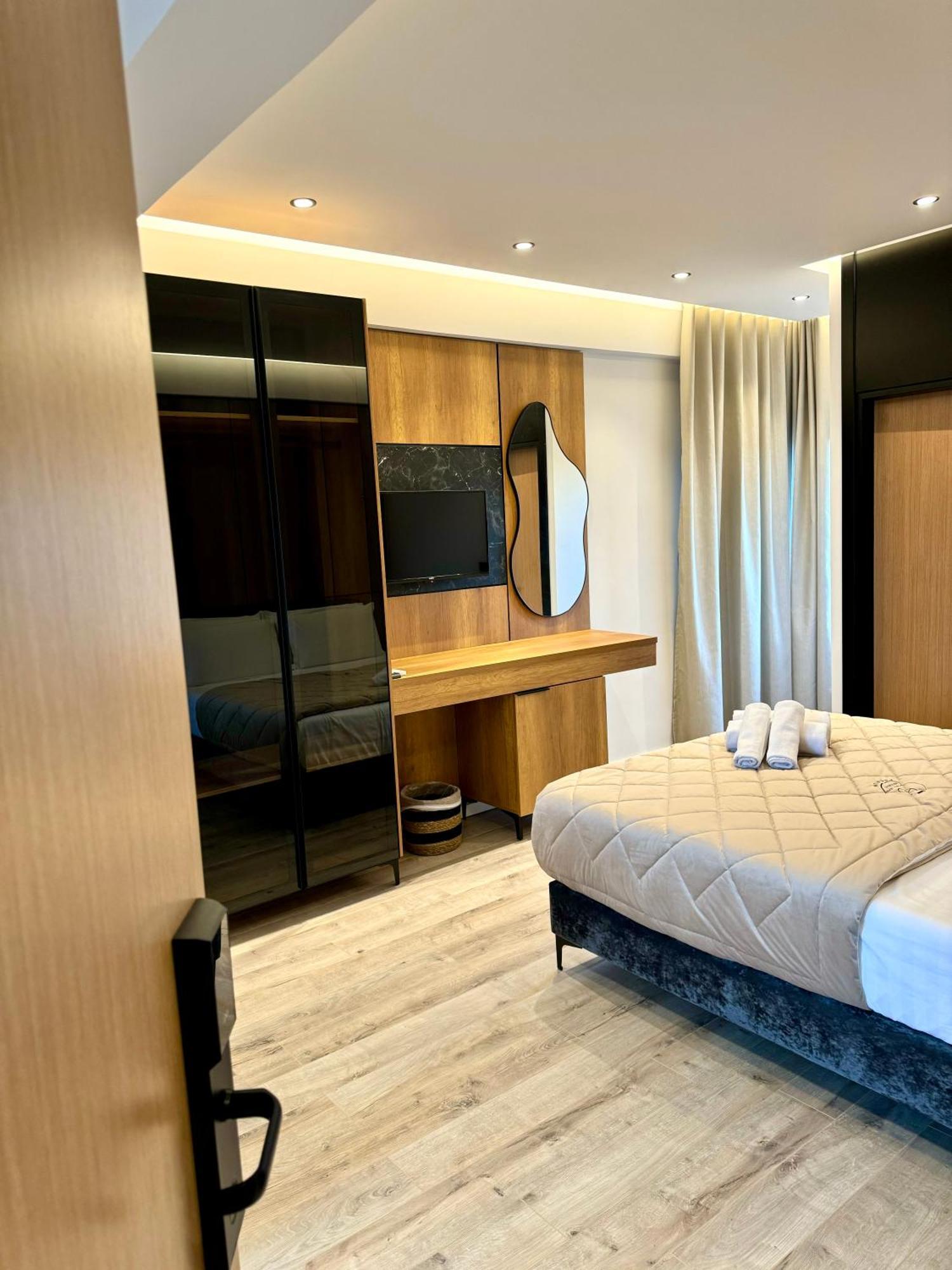 Joni Hotel