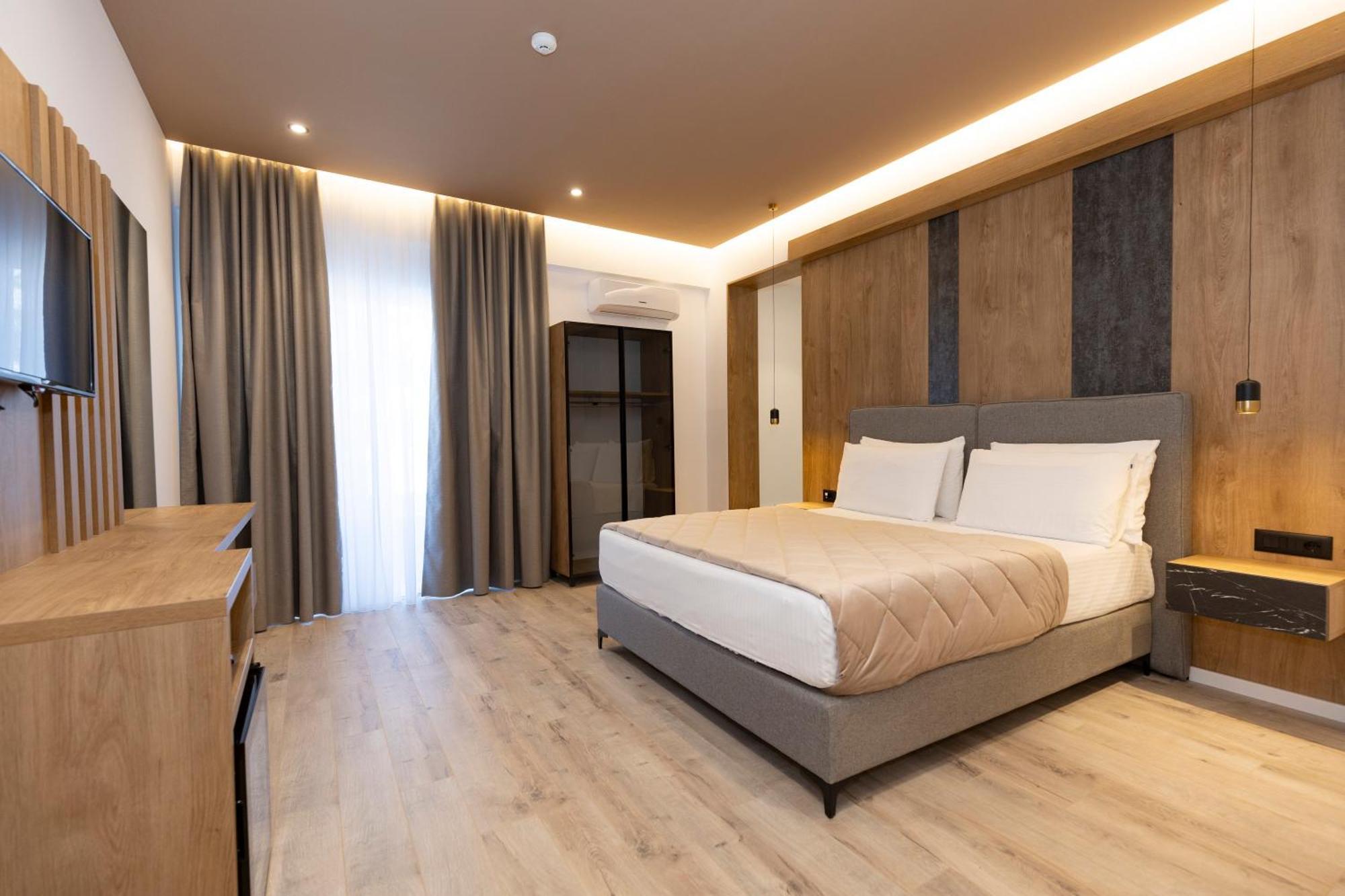 Joni 4* Ksamil