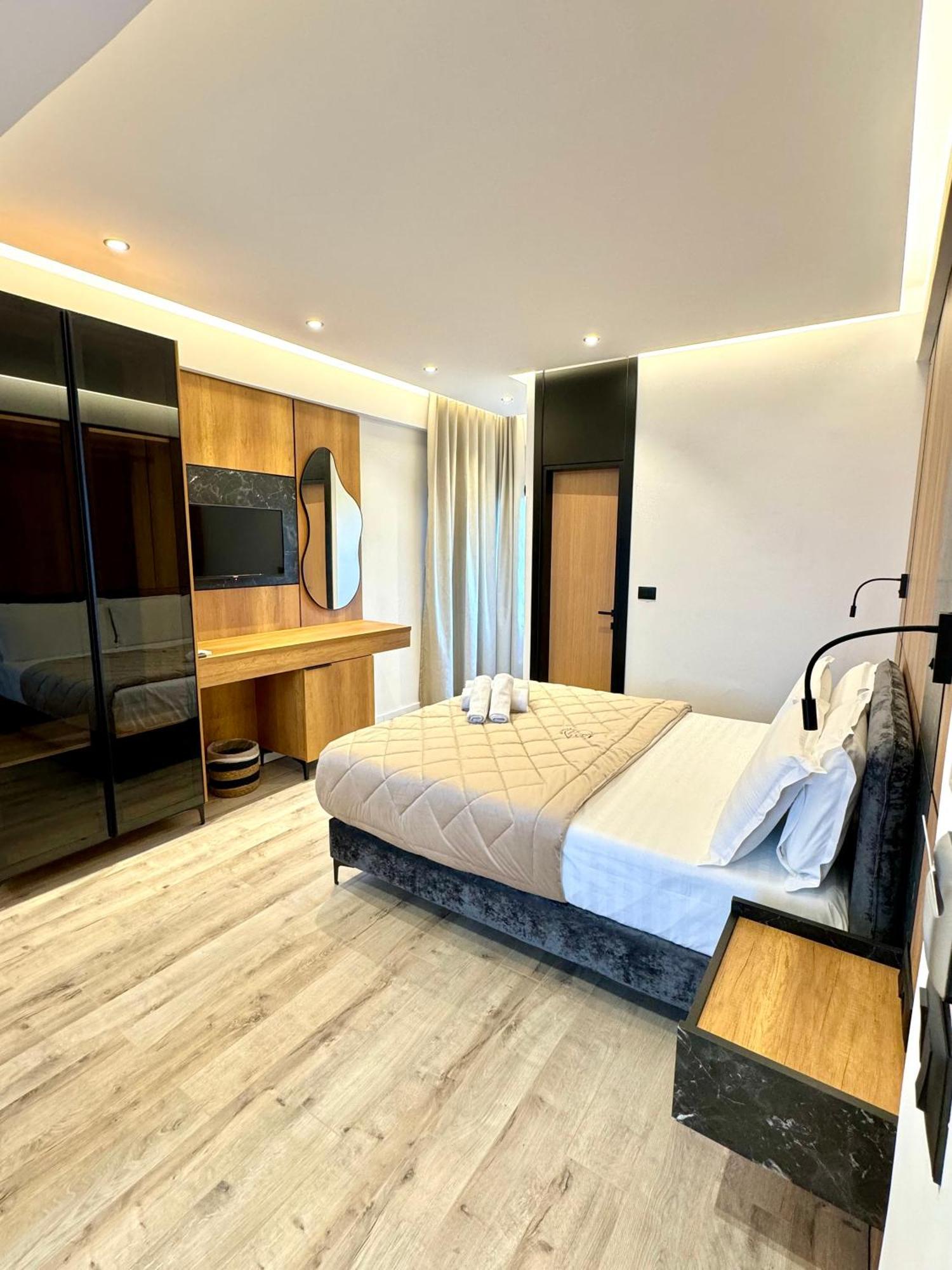 Hotel Joni 4*